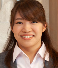 齊藤 真樹子 Makiko Saito 入社:　6 年目（2020年 現在）